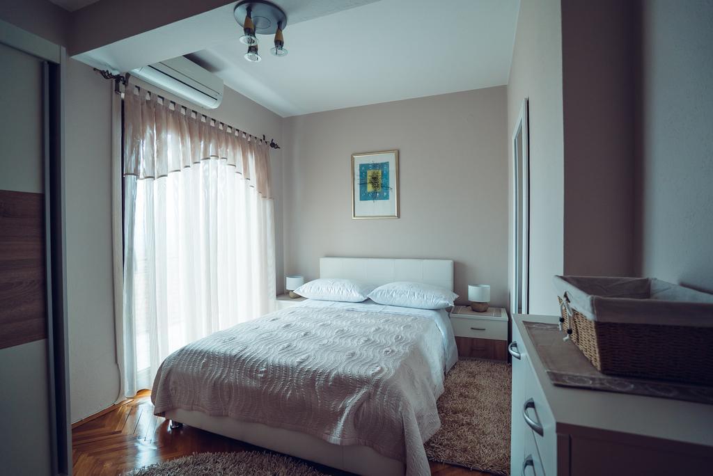 Ivica Apartments Imotski Esterno foto