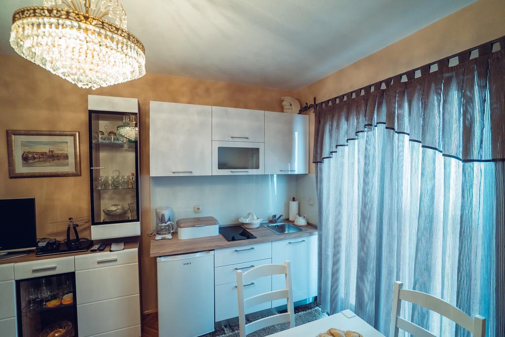 Ivica Apartments Imotski Esterno foto