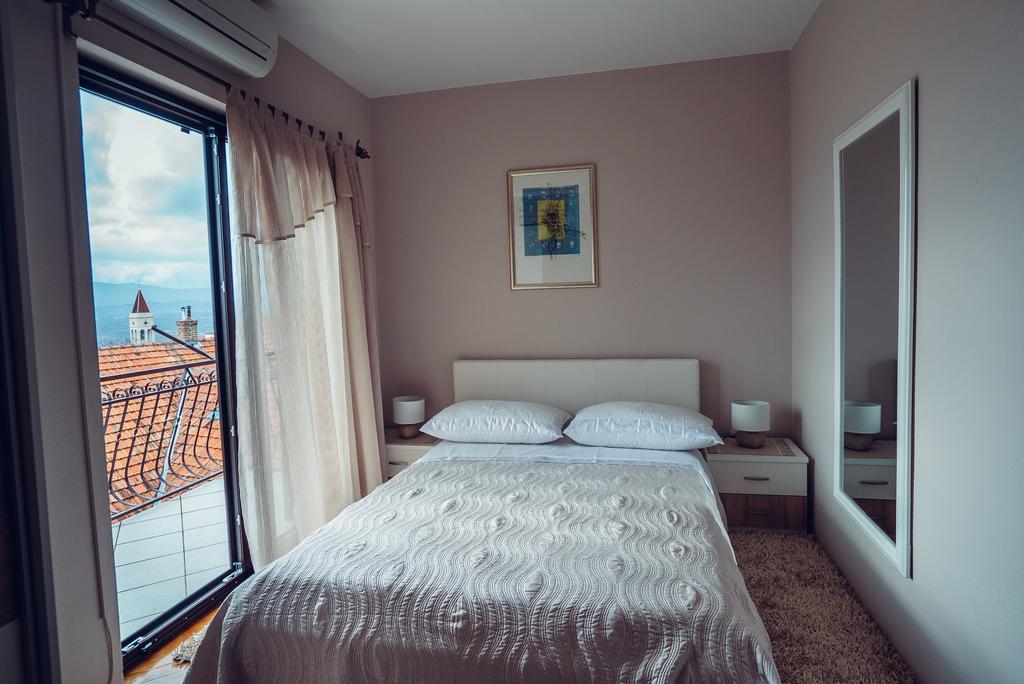 Ivica Apartments Imotski Esterno foto